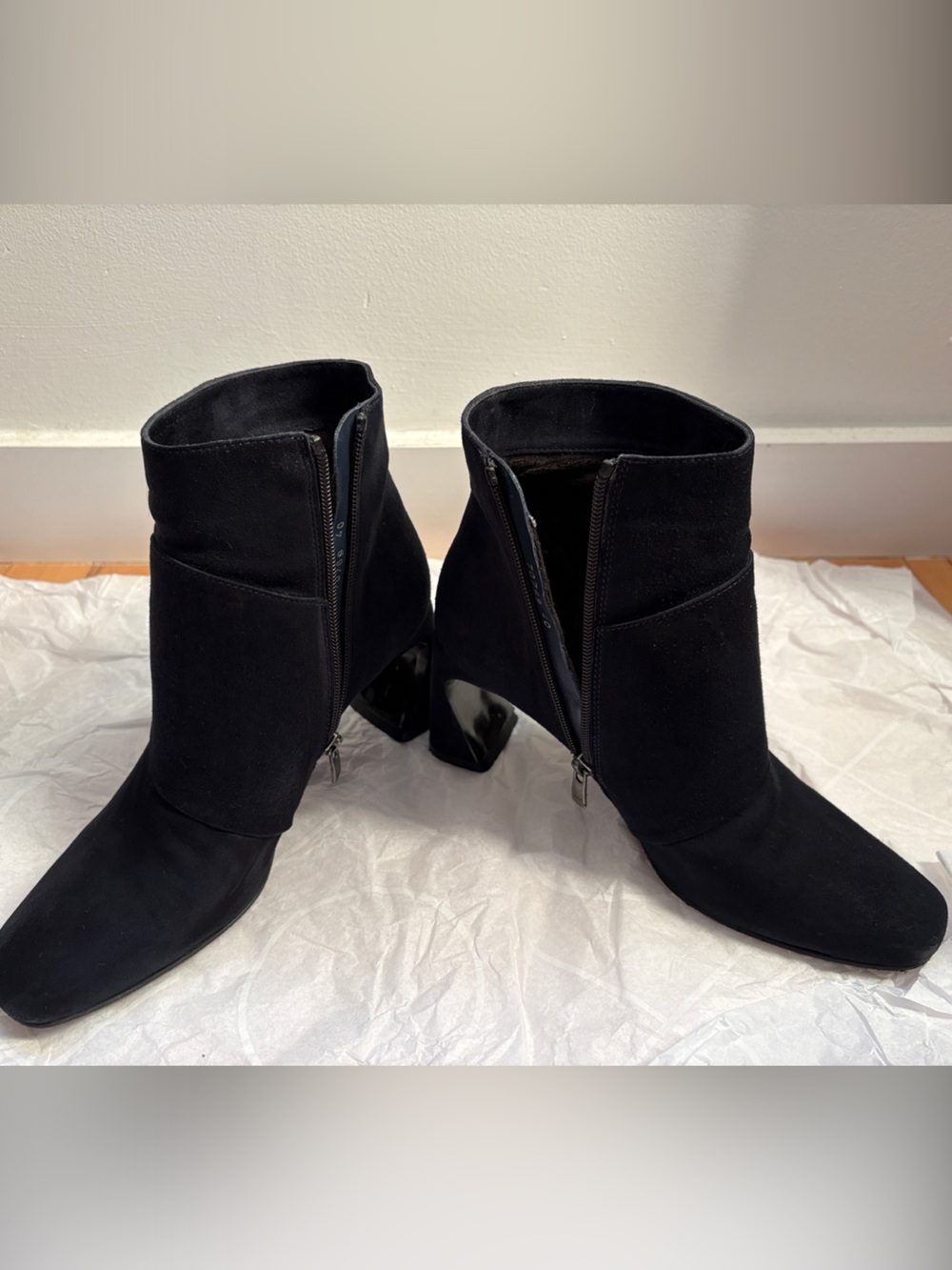 Girotti Navy blue Suede Square-Toe Ankle Booties